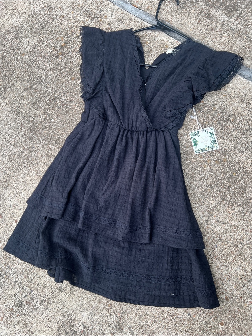 Black girls V-Neck Tiered Short Dress